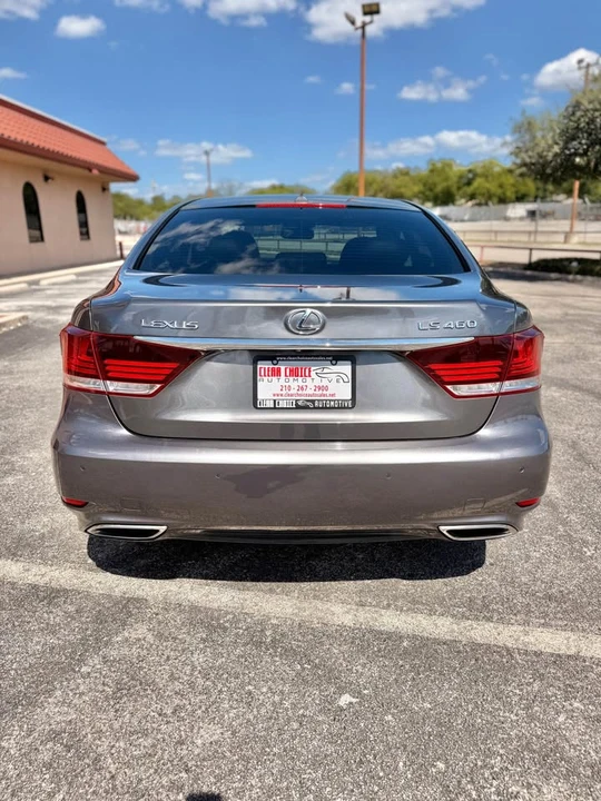 2013 Lexus LS 4th Gen - Image 5 of 16