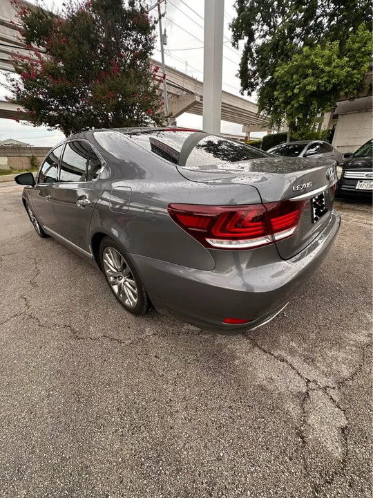 2013 Lexus LS 4th Gen - Image 8 of 18
