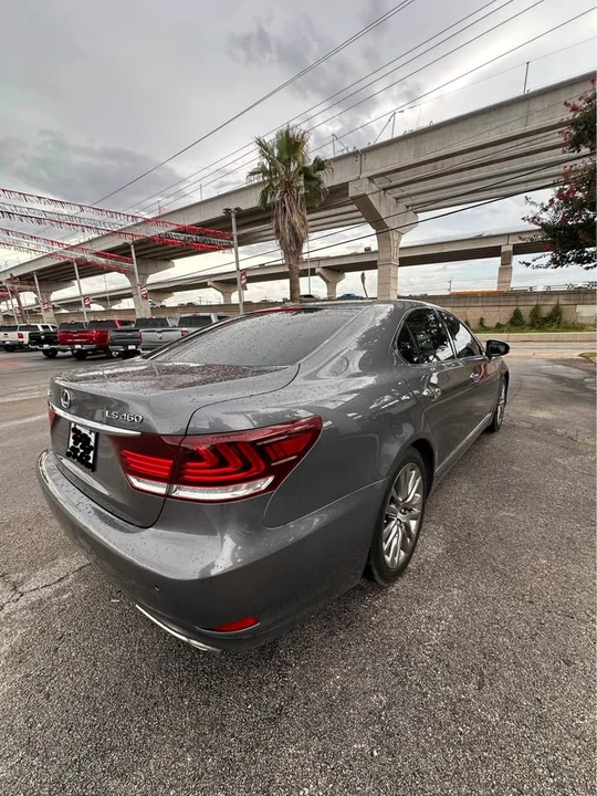 2013 Lexus LS 4th Gen - Image 6 of 18