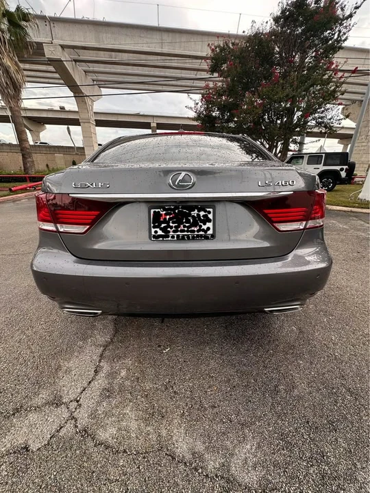 2013 Lexus LS 4th Gen - Image 7 of 18