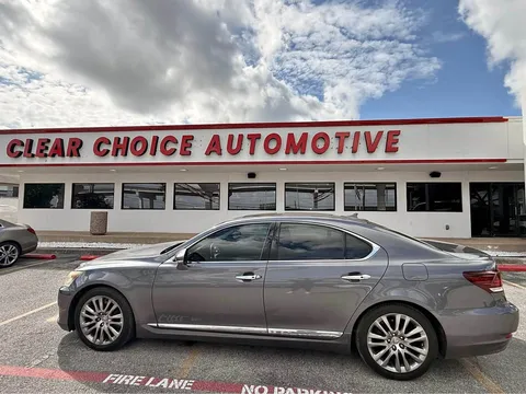 2013 Lexus LS 460 Sedan 4D