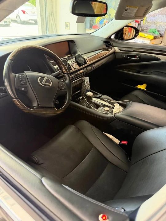 2013 Lexus LS 4th Gen - Image 7 of 9