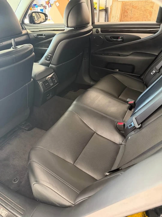 2013 Lexus LS 4th Gen - Image 9 of 9