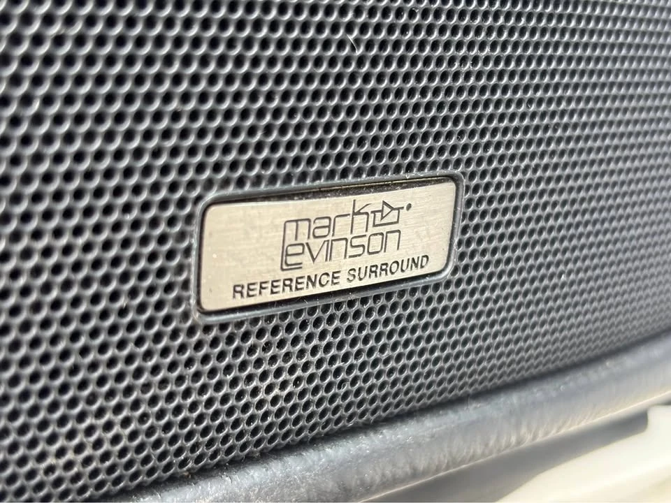 2013 Lexus LS 4th Gen - Image 10 of 18