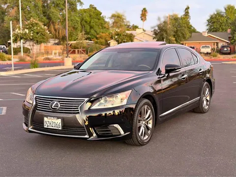 2013 Lexus LS 460 Sedan