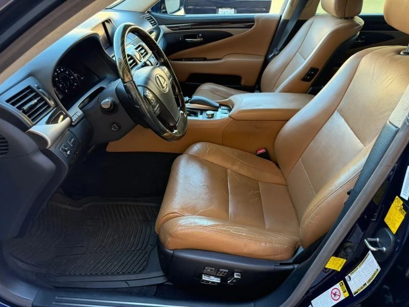 2013 Lexus LS 4th Gen - Image 19 of 20
