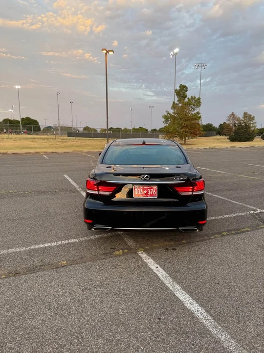2013 Lexus LS 4th Gen - Image 6 of 20