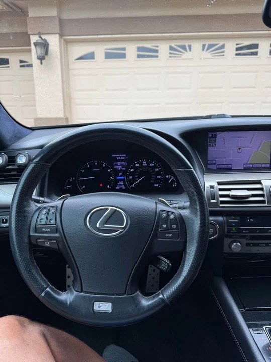 2013 Lexus LS 4th Gen - Image 7 of 14
