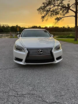 2013 Lexus LS 460 Sedan 4D