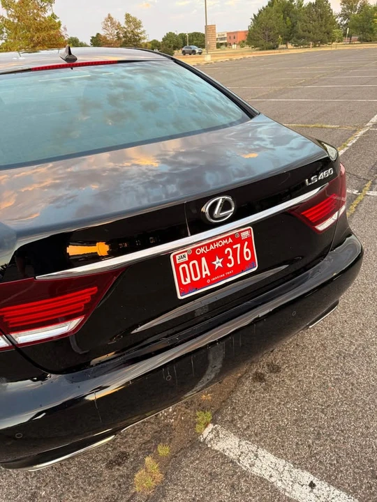 2013 Lexus LS 4th Gen - Image 12 of 20