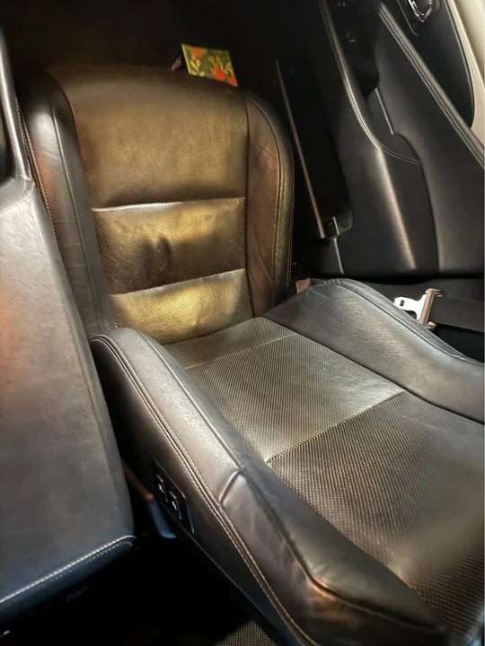 2013 Lexus LS 4th Gen - Image 11 of 14