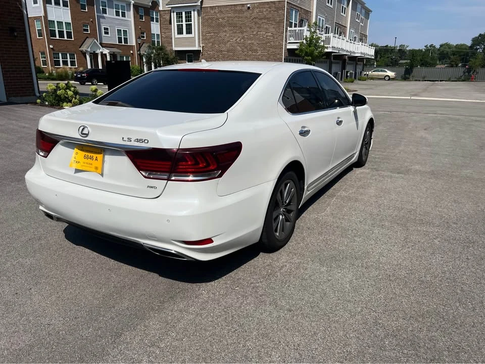 2013 Lexus LS 4th Gen - Image 5 of 19