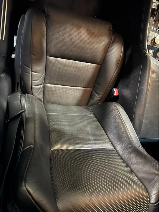 2013 Lexus LS 4th Gen - Image 9 of 14
