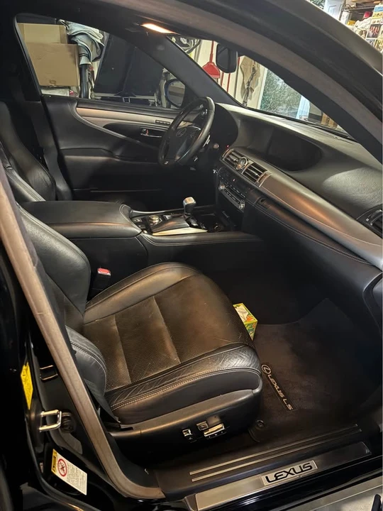 2013 Lexus LS 4th Gen - Image 13 of 14
