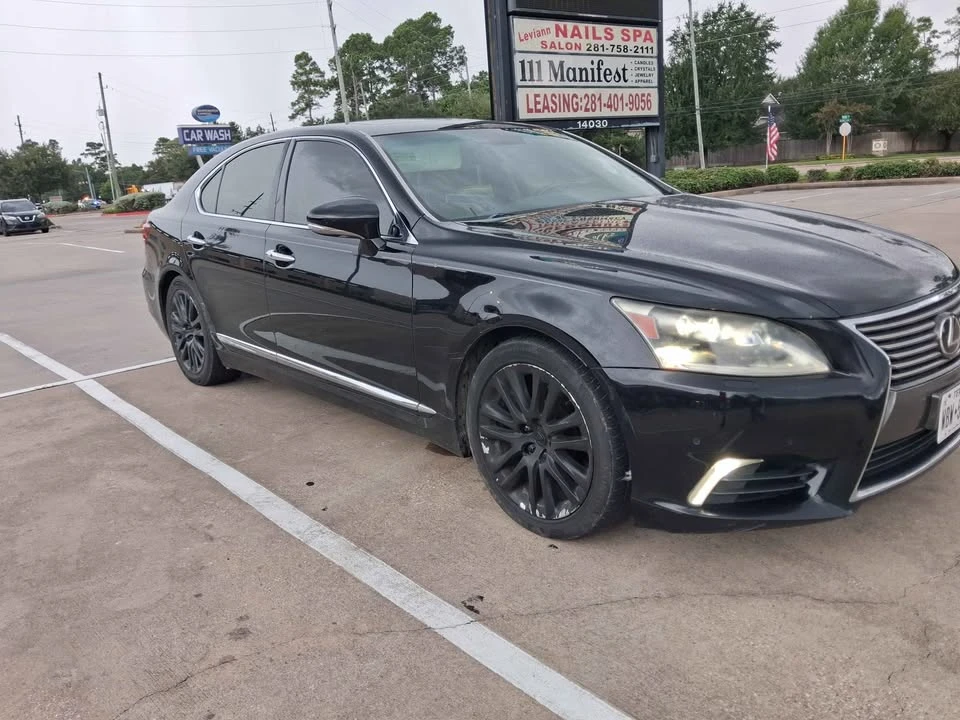 2013 Lexus LS 4th Gen - Image 4 of 10