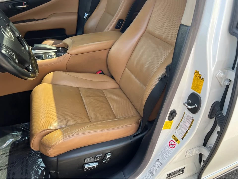 2013 Lexus LS 4th Gen - Image 12 of 19