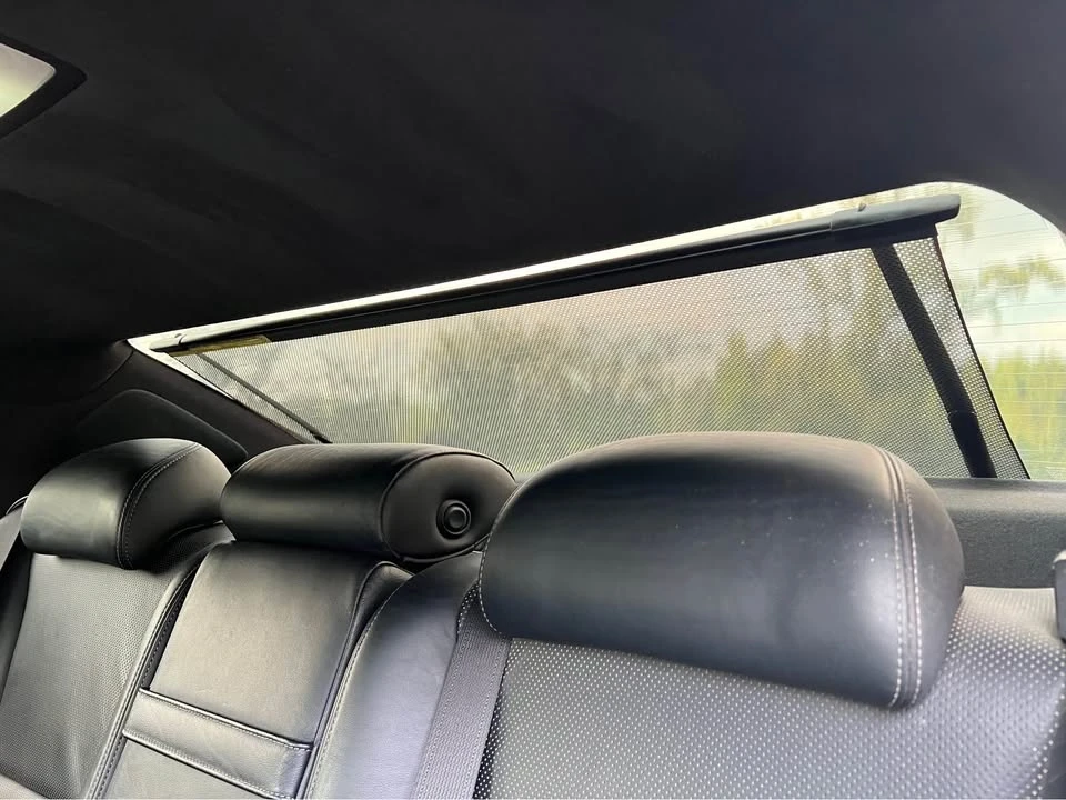 2013 Lexus LS 4th Gen - Image 15 of 20