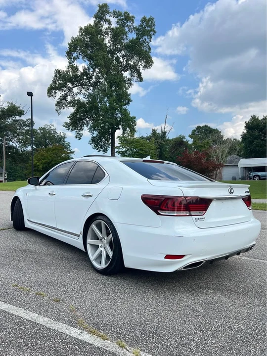 2013 Lexus LS 4th Gen - Image 2 of 20