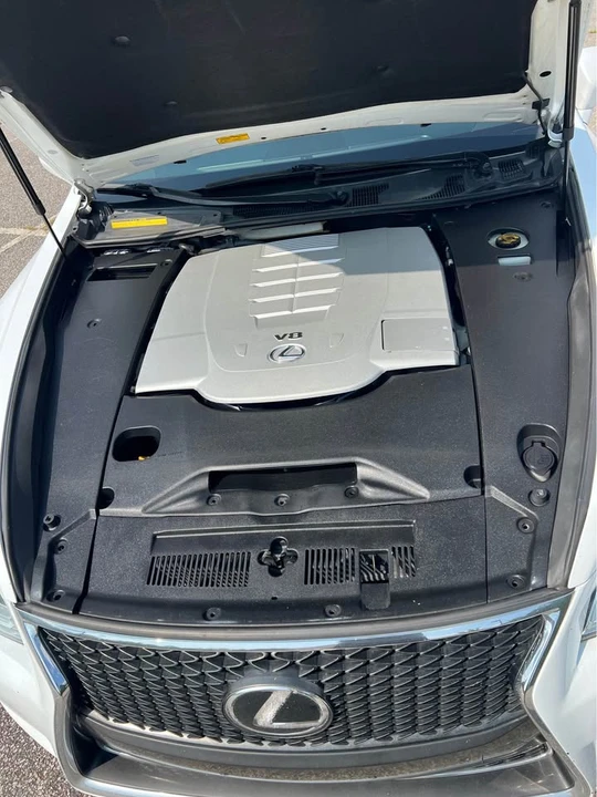 2013 Lexus LS 4th Gen - Image 17 of 20