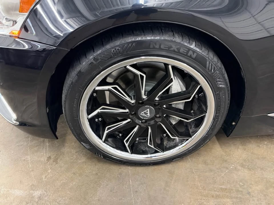 2013 Lexus LS 4th Gen - Image 7 of 17