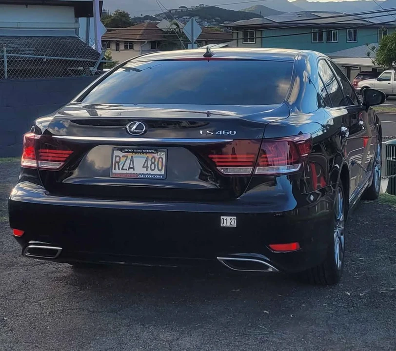 2013 Lexus LS 4th Gen - Image 4 of 4