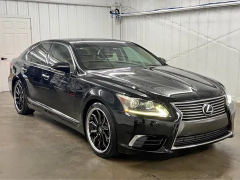 2013 Lexus LS 460 Sedan 4D