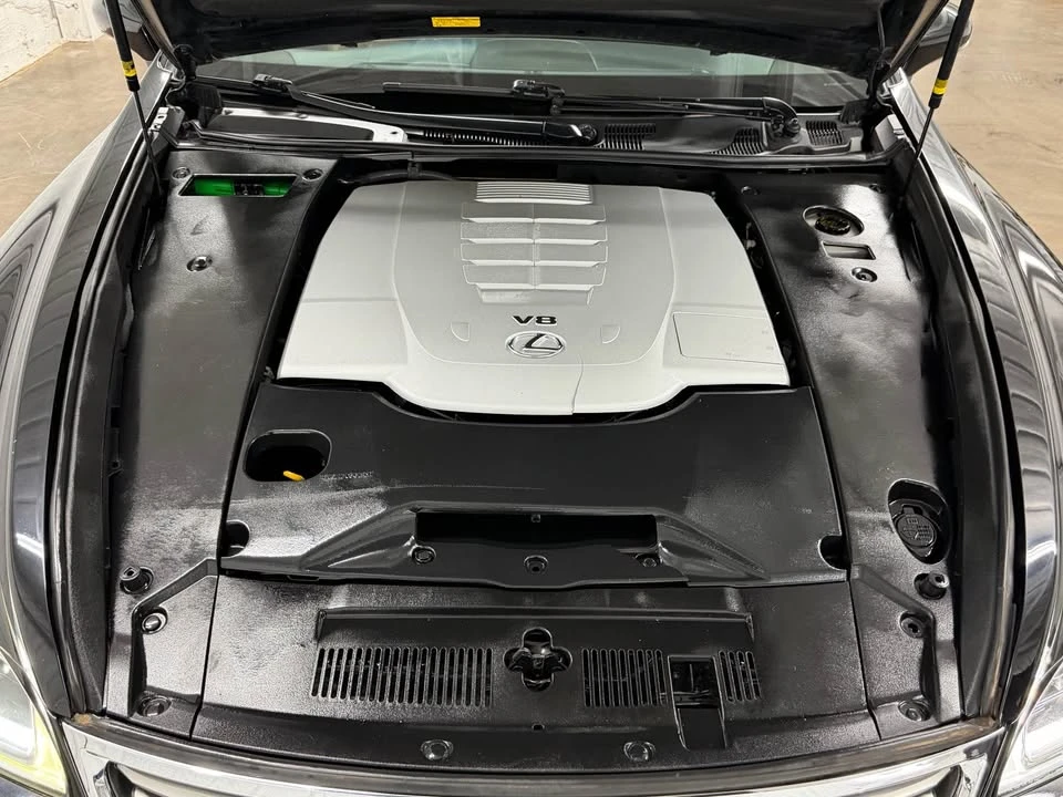 2013 Lexus LS 4th Gen - Image 6 of 17