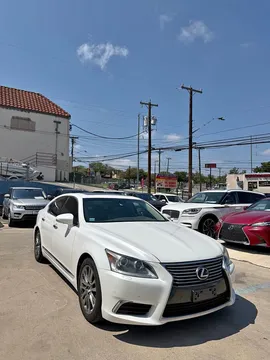 2013 Lexus LS 460 Sedan 4D