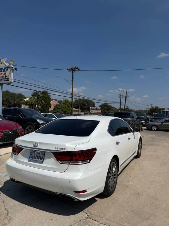 2013 Lexus LS 4th Gen - Image 8 of 20