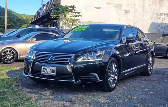 2013 Lexus LS 460 Sedan 4D