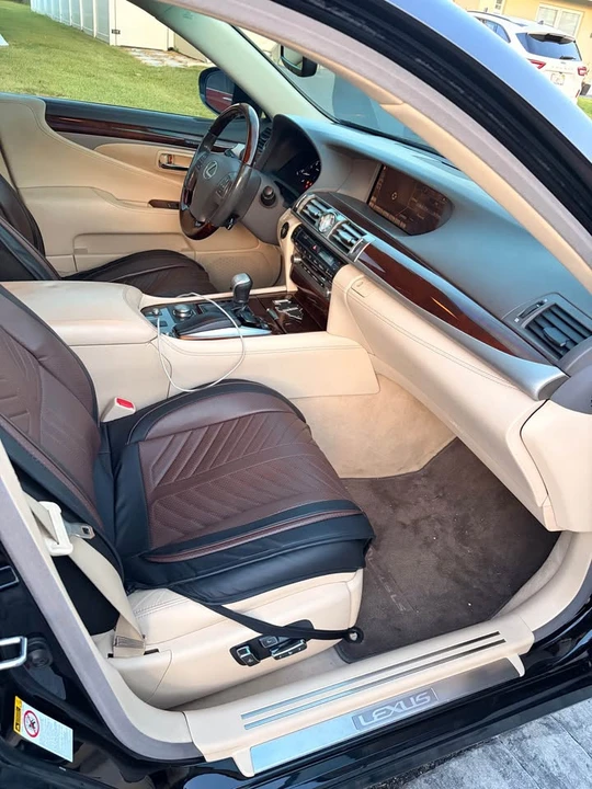 2013 Lexus LS 4th Gen - Image 6 of 8