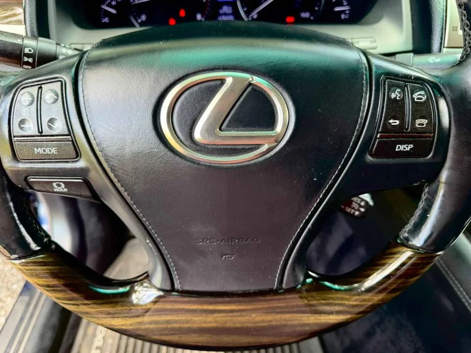 2013 Lexus LS 4th Gen - Image 13 of 20