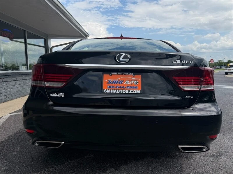 2013 Lexus LS 4th Gen - Image 9 of 20