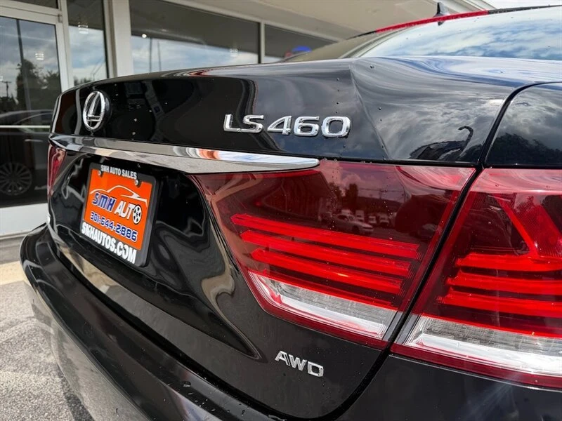 2013 Lexus LS 4th Gen - Image 10 of 20