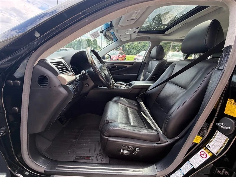 2013 Lexus LS 4th Gen - Image 11 of 20