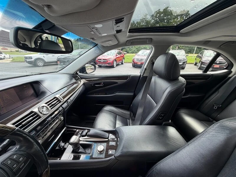 2013 Lexus LS 4th Gen - Image 2 of 20