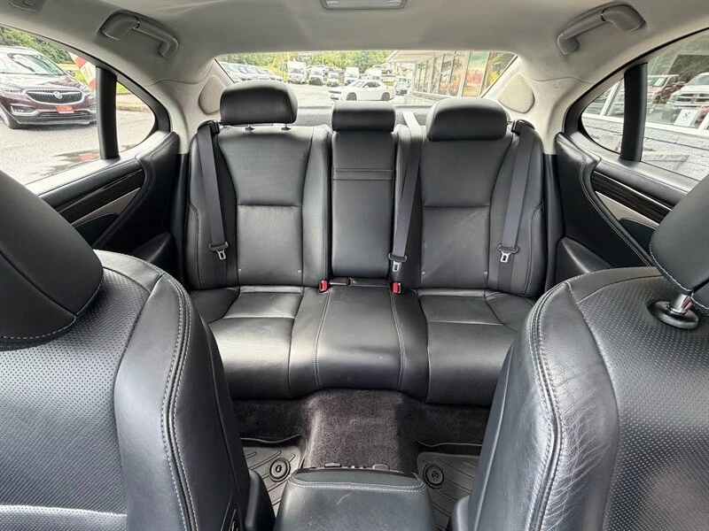 2013 Lexus LS 4th Gen - Image 19 of 20