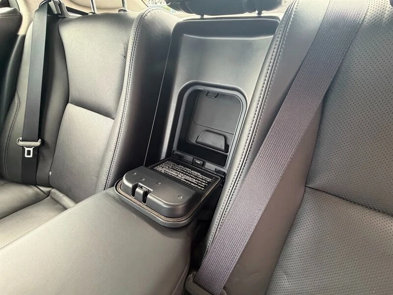 2013 Lexus LS 4th Gen - Image 20 of 20