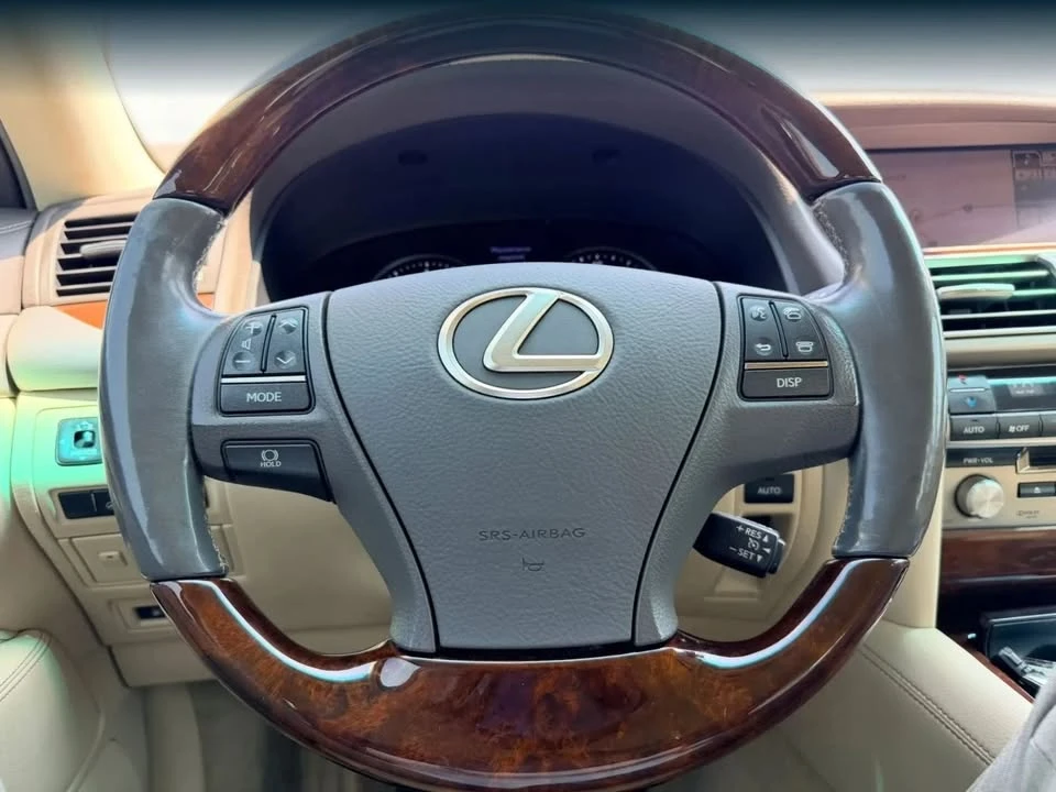 2013 Lexus LS 4th Gen - Image 11 of 11