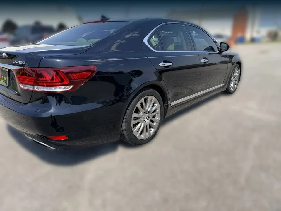 2013 Lexus LS 4th Gen - Image 4 of 11