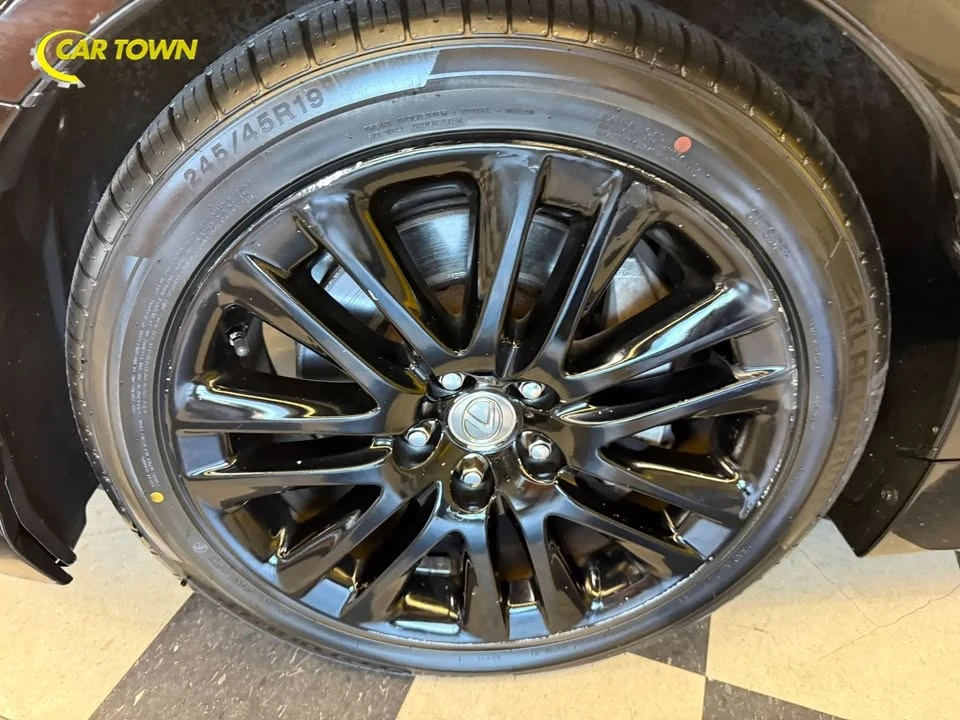 2013 Lexus LS 4th Gen - Image 15 of 20