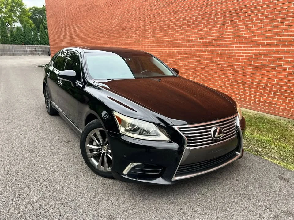 2013 Lexus LS 4th Gen - Image 15 of 20