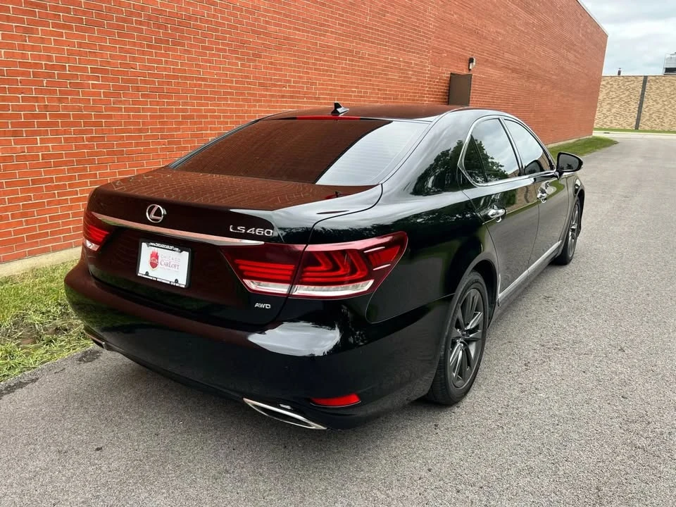 2013 Lexus LS 4th Gen - Image 16 of 20