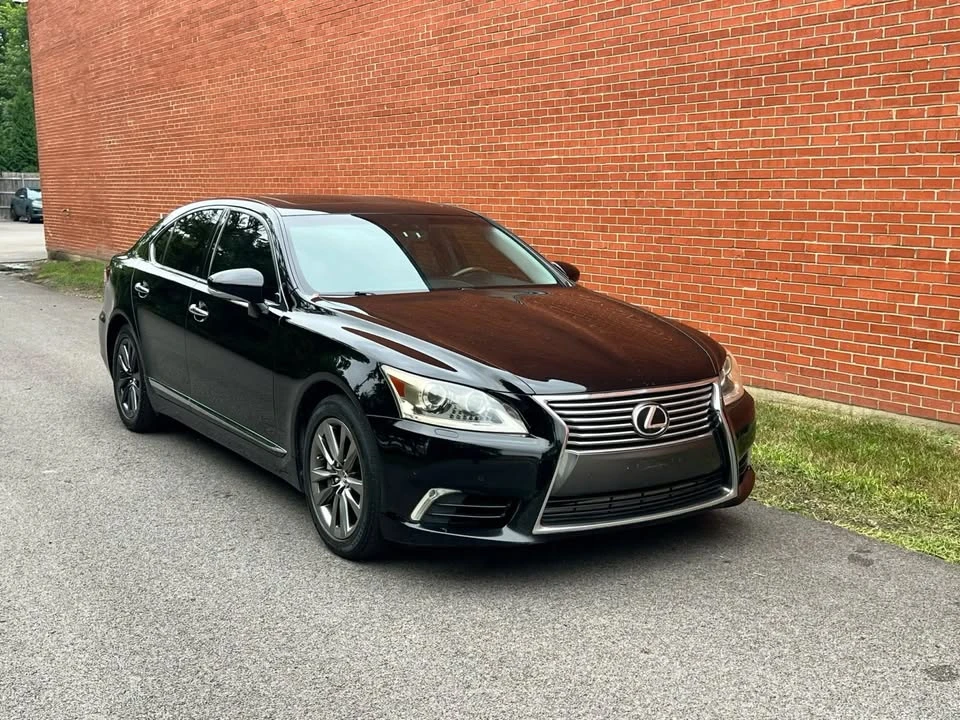 2013 Lexus LS 4th Gen - Image 14 of 20