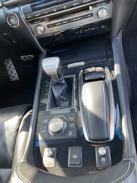 2013 Lexus LS 4th Gen - Image 5 of 5