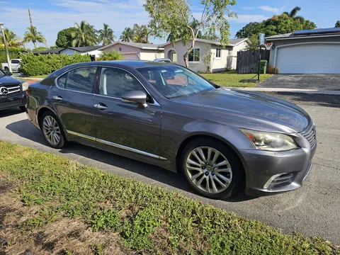 2013 Lexus LS 460