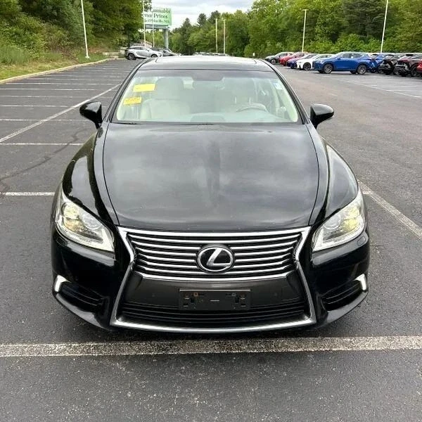 2013 Lexus LS 4th Gen - Image 12 of 12