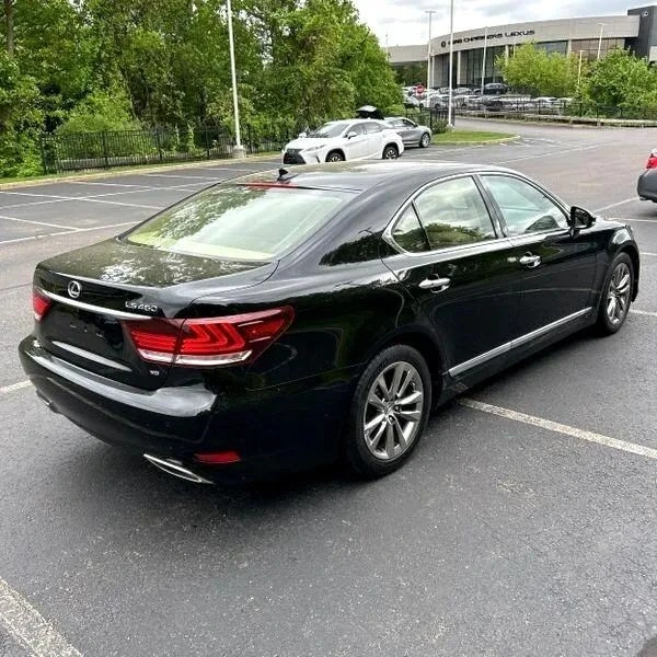 2013 Lexus LS 4th Gen - Image 8 of 12