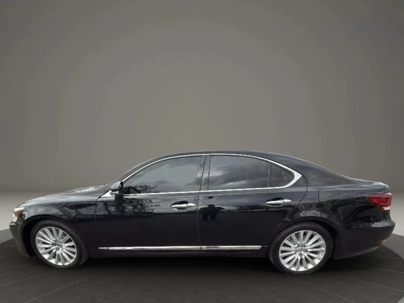 2013 Lexus LS 4th Gen - Image 8 of 12