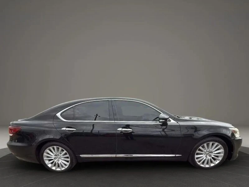 2013 Lexus LS 4th Gen - Image 4 of 12